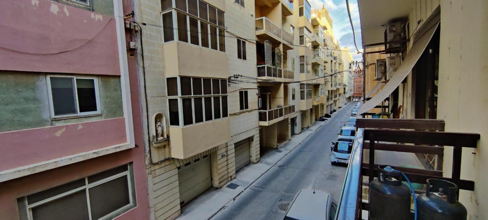 Amery R1 Σλιέμα Εξωτερικό φωτογραφία